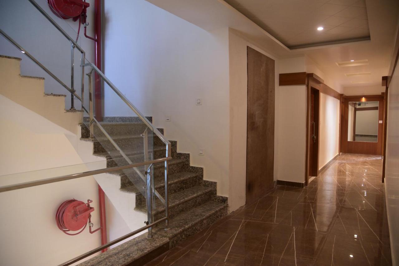 Hotel Le Cypress Bareilly Dış mekan fotoğraf