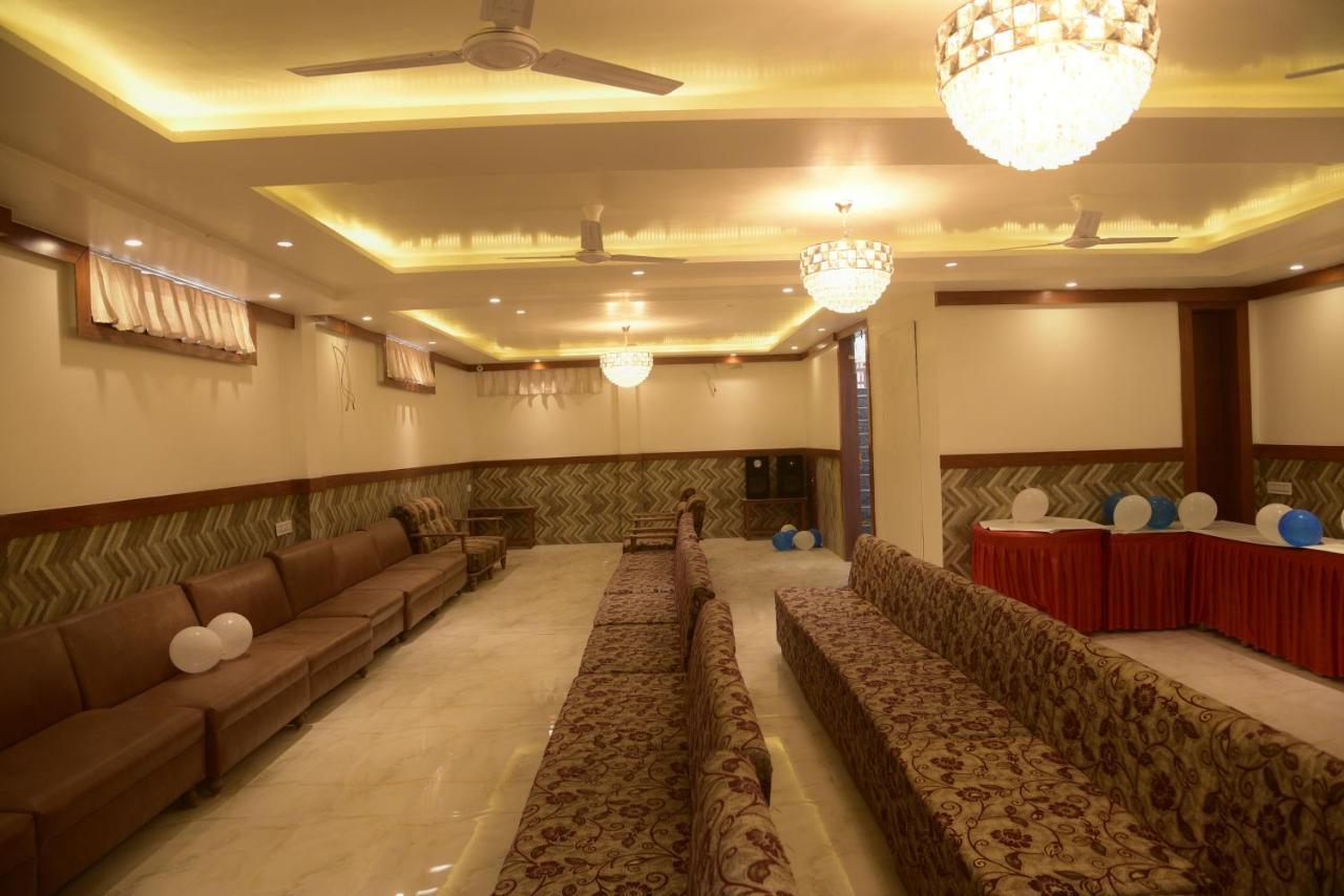 Hotel Le Cypress Bareilly Dış mekan fotoğraf
